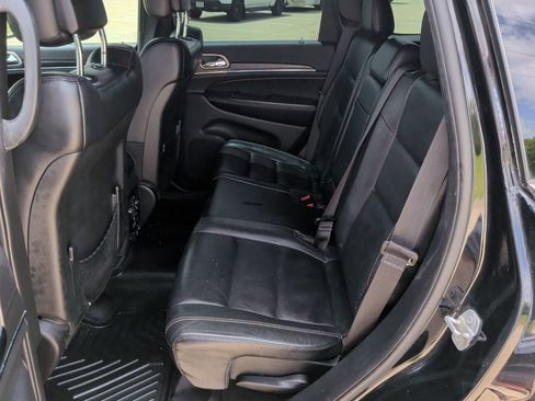 Used 2017 Jeep Grand Cherokee Limited AWD/4WD image 34