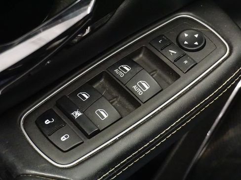 Certified 2022 RAM 1500 Limited image 28