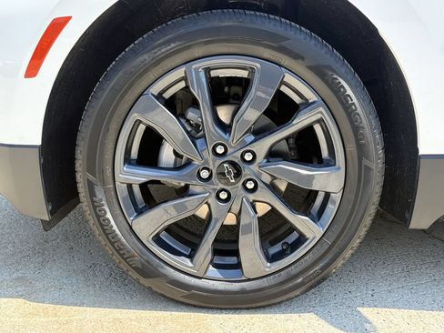 Used 2024 Chevrolet Equinox RS FWD image 9