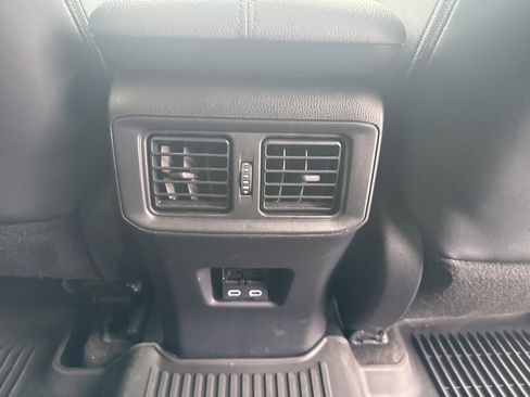 Used 2024 Toyota RAV4 XSE image 31