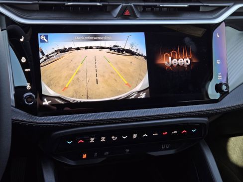 New 2026 Jeep Cherokee Limited AWD/4WD image 19
