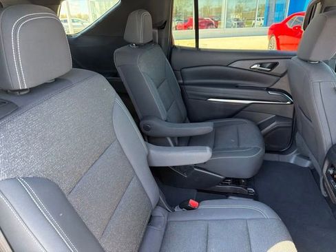 Used 2024 Chevrolet Traverse LT AWD/4WD image 46