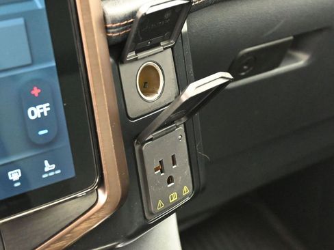 Used 2023 Ford F150 Lightning Lariat w/ Equipment Group 511A High image 19