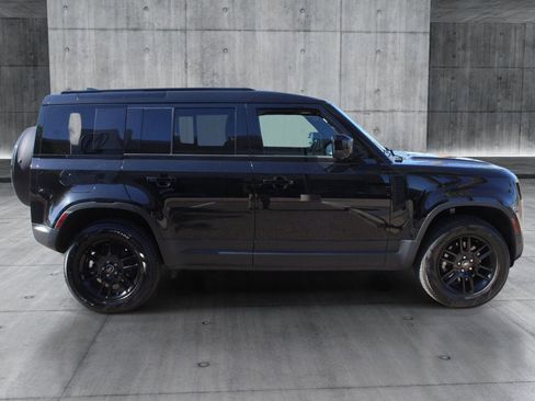 Used 2025 Land Rover Defender 110 S AWD/4WD image 6