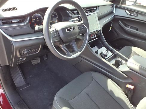 New 2026 Jeep Grand Cherokee L 4WD image 4