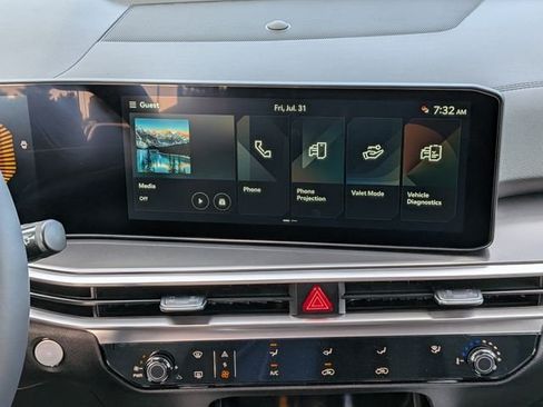New 2026 Kia Sorento LX FWD image 20