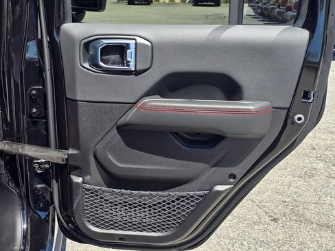 New 2026 Jeep Gladiator Rubicon AWD/4WD image 38
