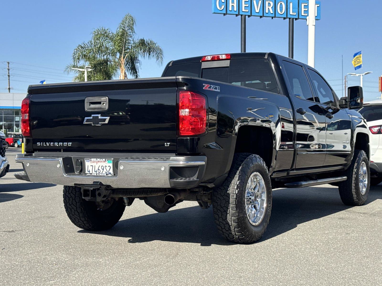 Used 2015 Chevrolet Silverado 2500 LT w/ LT Convenience Package AWD/4WD image 5