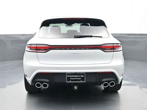 New 2026 Porsche Macan image 24