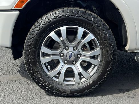 Used 2020 Ford Ranger Lariat w/ FX4 Off-Road Package AWD/4WD image 10