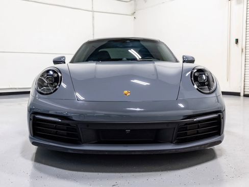 Used 2023 Porsche 911 Carrera image 5