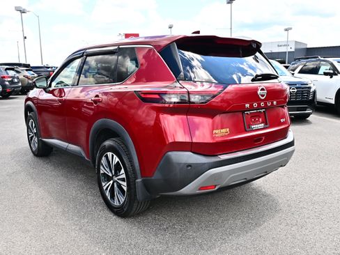 Used 2021 Nissan Rogue SV FWD image 6