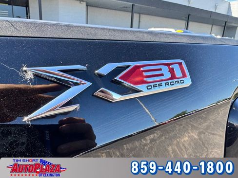 Used 2020 GMC Sierra 1500 SLT w/ SLT Premium Plus Package AWD/4WD image 19