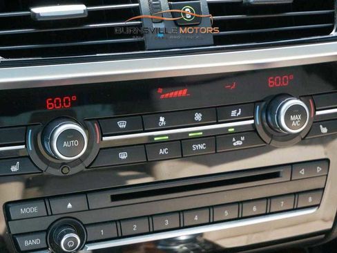 Used 2017 BMW X3 xDrive28i image 22