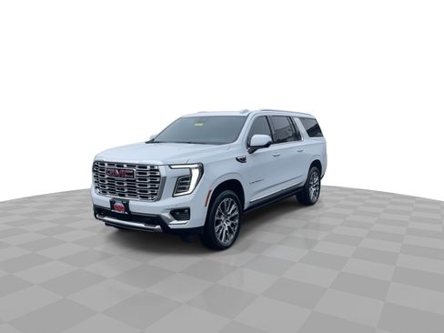 New 2026 GMC Yukon XL Denali w/ Denali Reserve Package image 39