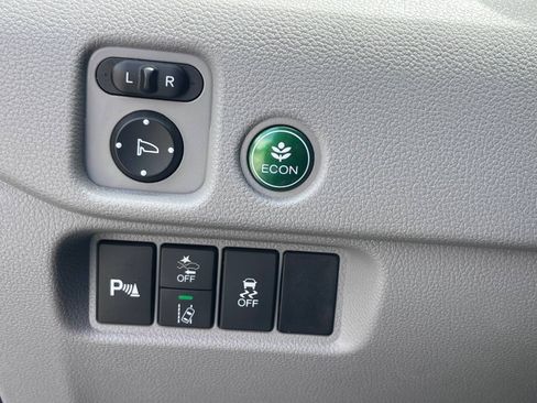 Used 2020 Honda Pilot Touring image 36