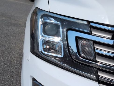 Used 2020 Ford Expedition Max Limited RWD image 10