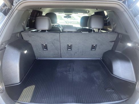 Used 2026 Chevrolet Equinox LT w/ Convenience Package II FWD image 8