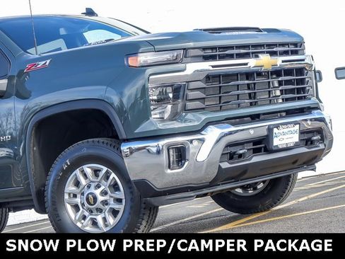 New 2026 Chevrolet Silverado 2500 LT w/ Safety Package image 3