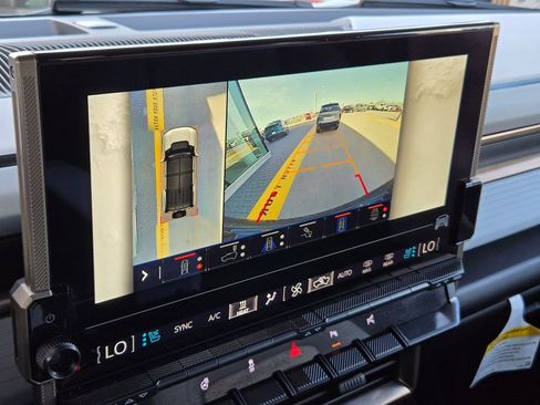 Used 2025 GMC Hummer EV 3X w/ LPO, Illumination Package image 20