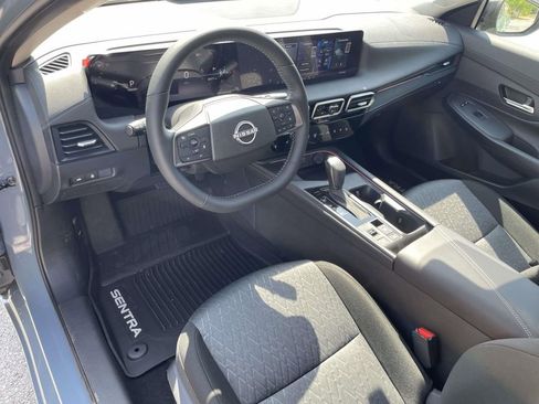 New 2026 Nissan Sentra SV w/ SV Convenience Package FWD image 17