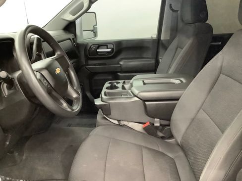 Used 2021 Chevrolet Silverado 2500 Custom w/ Custom Value Package AWD/4WD image 13