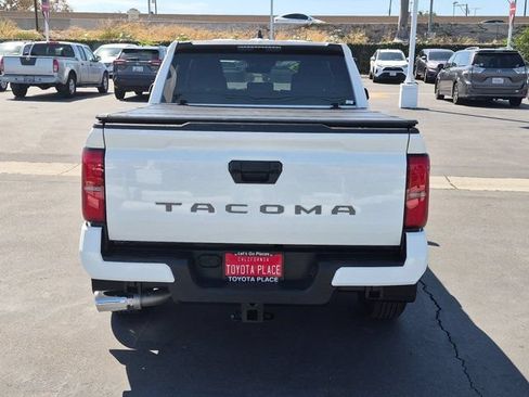 Used 2025 Toyota Tacoma SR5 RWD image 9