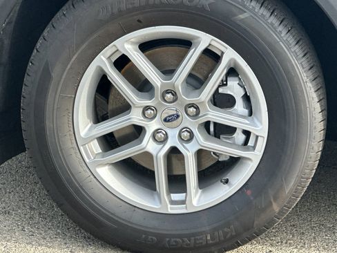 New 2026 Ford Explorer Active image 31