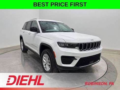 New 2026 Jeep Grand Cherokee Laredo X AWD/4WD image 1