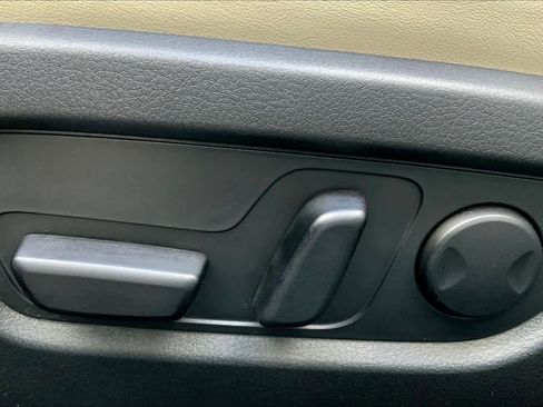 Certified 2025 MAZDA CX-30 AWD 2.5 S w/ Preferred Package image 34