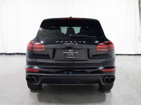 Used 2016 Porsche Cayenne S AWD/4WD image 7