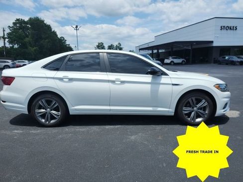 Used 2020 Volkswagen Jetta R-Line FWD image 2