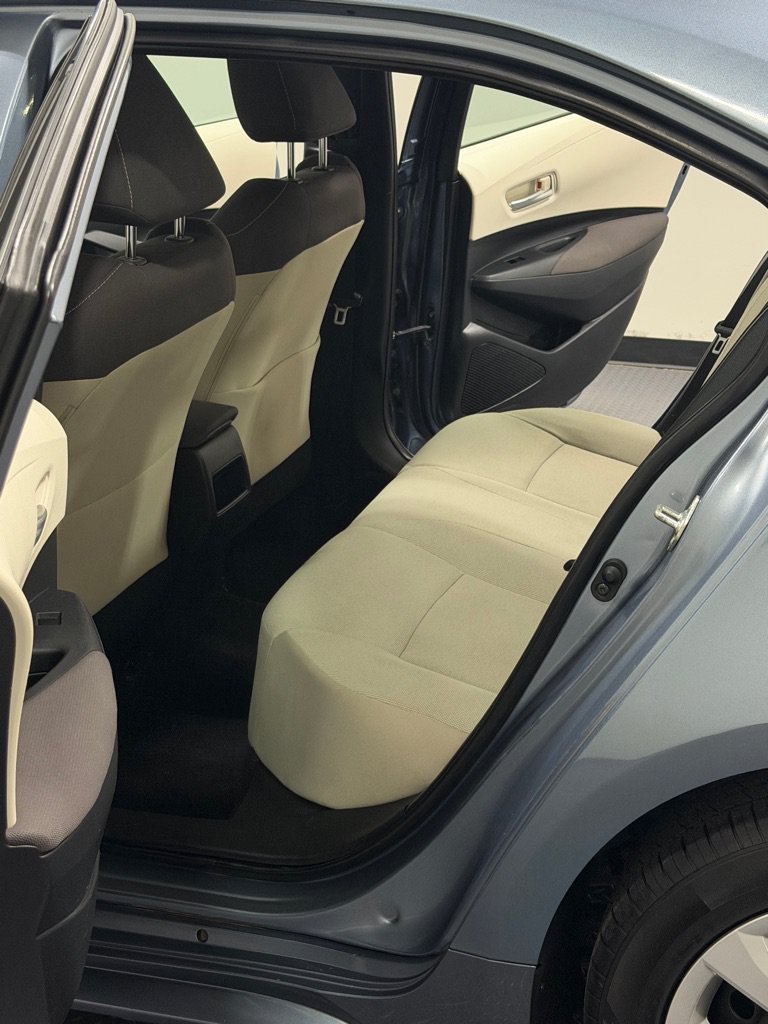 Used 2020 Toyota Corolla LE FWD image 8