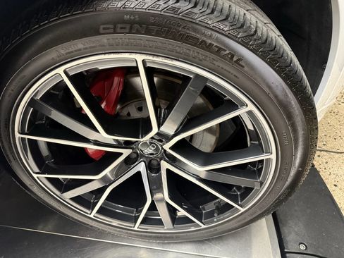 Used 2019 Audi Q8 Prestige image 33