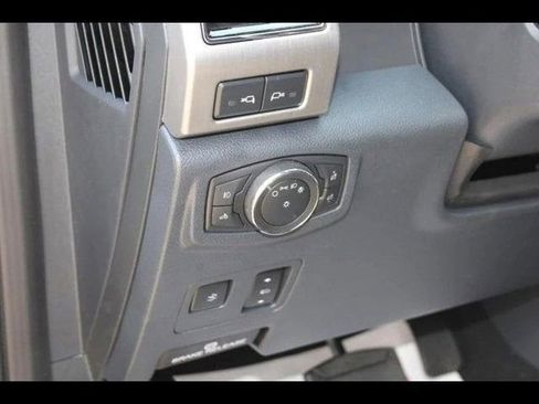 New 2022 Ford F450 Platinum image 16