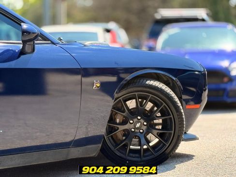 Used 2017 Dodge Challenger R/T Scat Pack RWD image 8