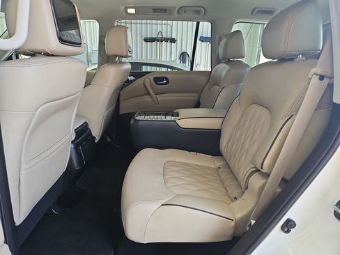 Used 2023 Nissan Armada Platinum w/ Captain's Chairs Package AWD/4WD image 11