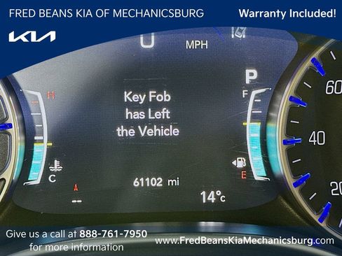 Used 2024 Chrysler Pacifica Touring-L image 8