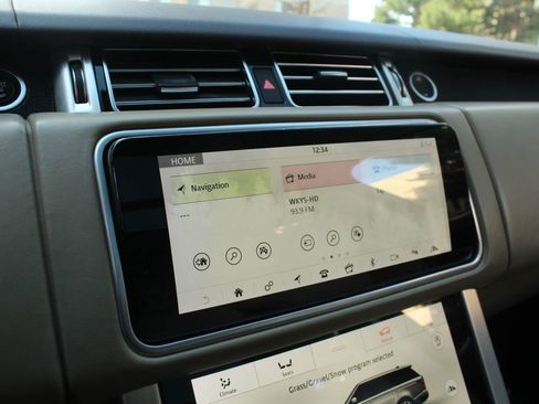 Used 2018 Land Rover Range Rover Supercharged image 29