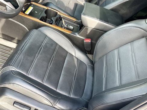 Used 2022 Honda CR-V Touring image 19