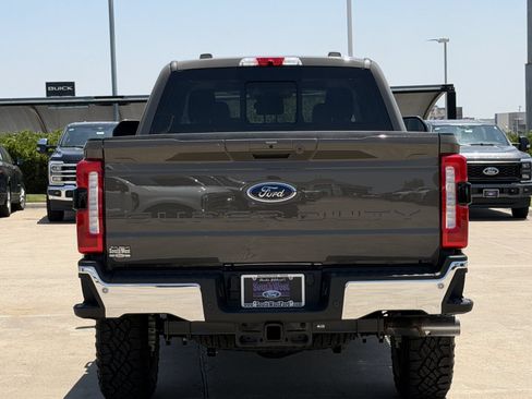 New 2026 Ford F250 Lariat w/ Tremor Off-Road Package AWD/4WD image 10