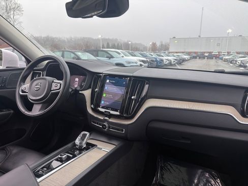 Used 2022 Volvo XC60 T8 Inscription w/ Advanced Package image 20