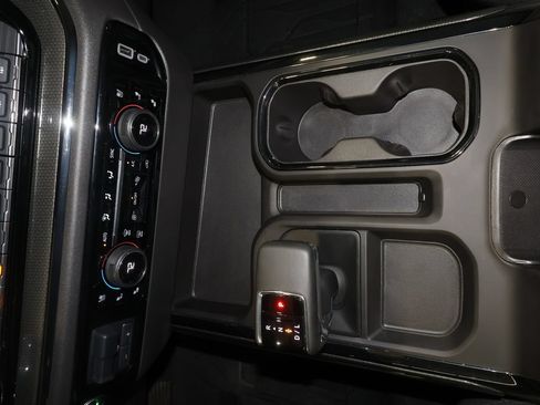 Used 2024 Chevrolet Silverado 1500 ZR2 w/ Technology Package AWD/4WD image 16