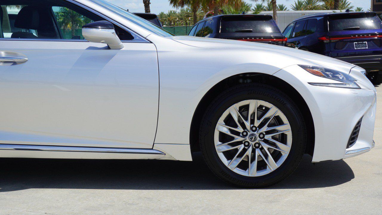 Used 2018 Lexus LS 500 w/ Interior Upgrade Package RWD image 9