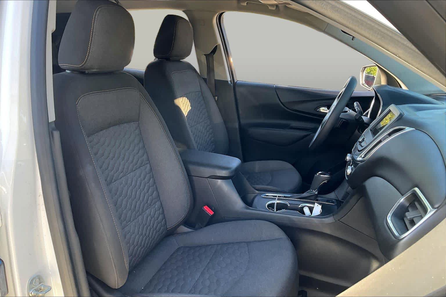 Used 2021 Chevrolet Equinox LT AWD/4WD image 8