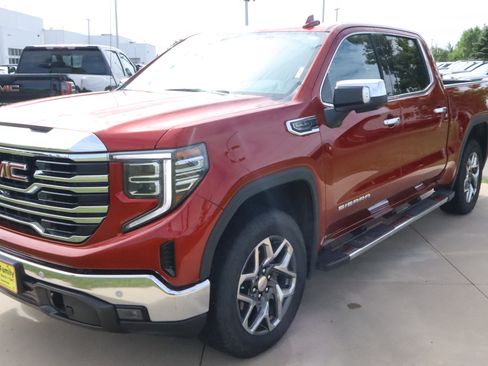 Used 2024 GMC Sierra 1500 SLT w/ SLT Premium Plus Package AWD/4WD image 3
