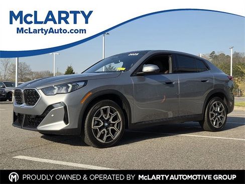 Certified 2025 BMW X2 xDrive28i image 1