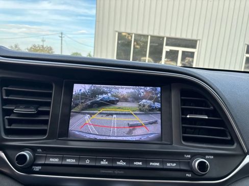 Used 2019 Hyundai Elantra SEL w/ Cargo Package FWD image 20