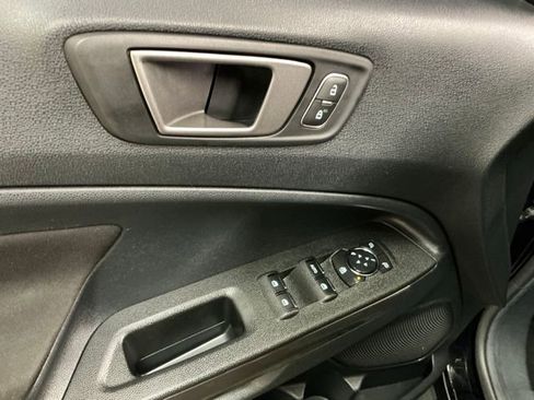 Used 2020 Ford EcoSport SE w/ SE Convenience Package image 15