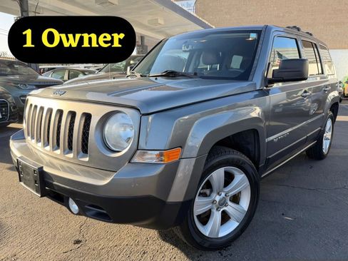 Used 2014 Jeep Patriot Latitude FWD image 1